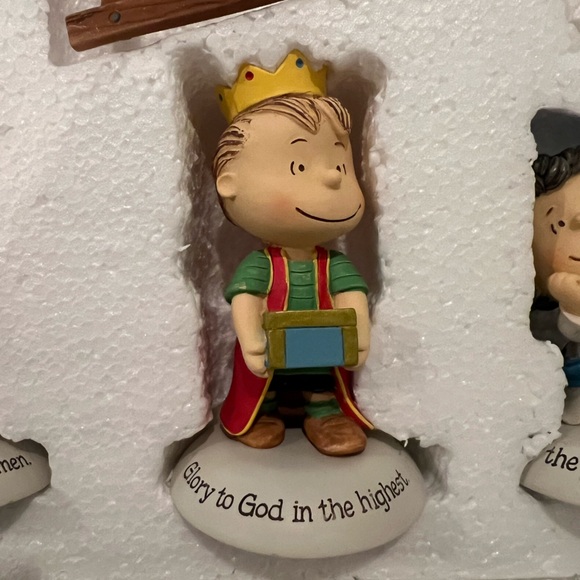 SUPER CUTE! 2012 Hallmark Peanuts Christmas Nativity 7 piece Collection Set NIB! - Picture 15 of 15